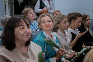 Сергей Грачев: «Женщины Оренбуржья активно участвуют в решении многих сложных задач и проблем»